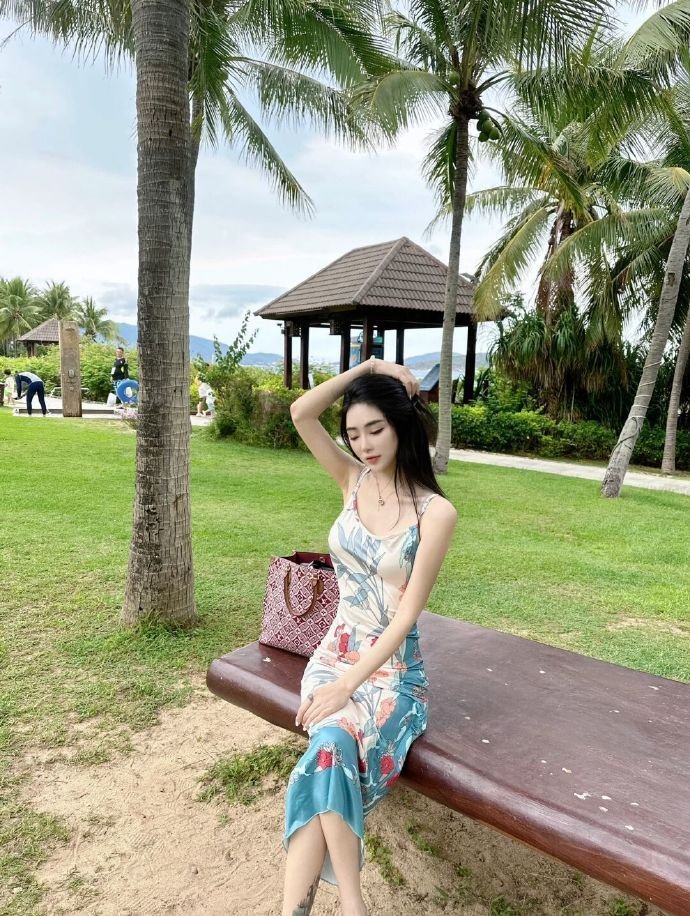 觉醒年代 封面