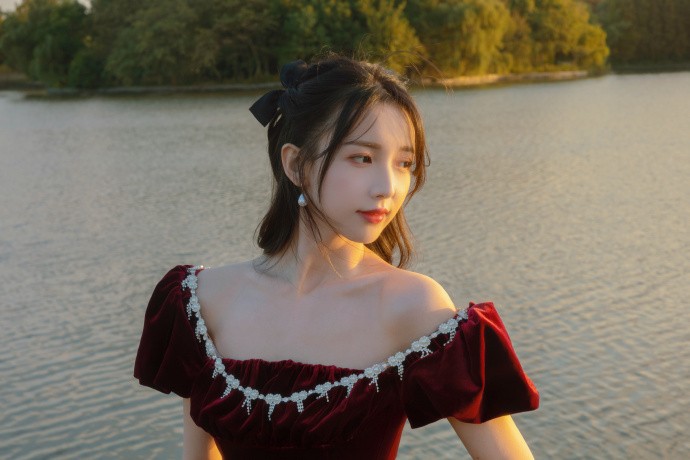 江知夏 头像